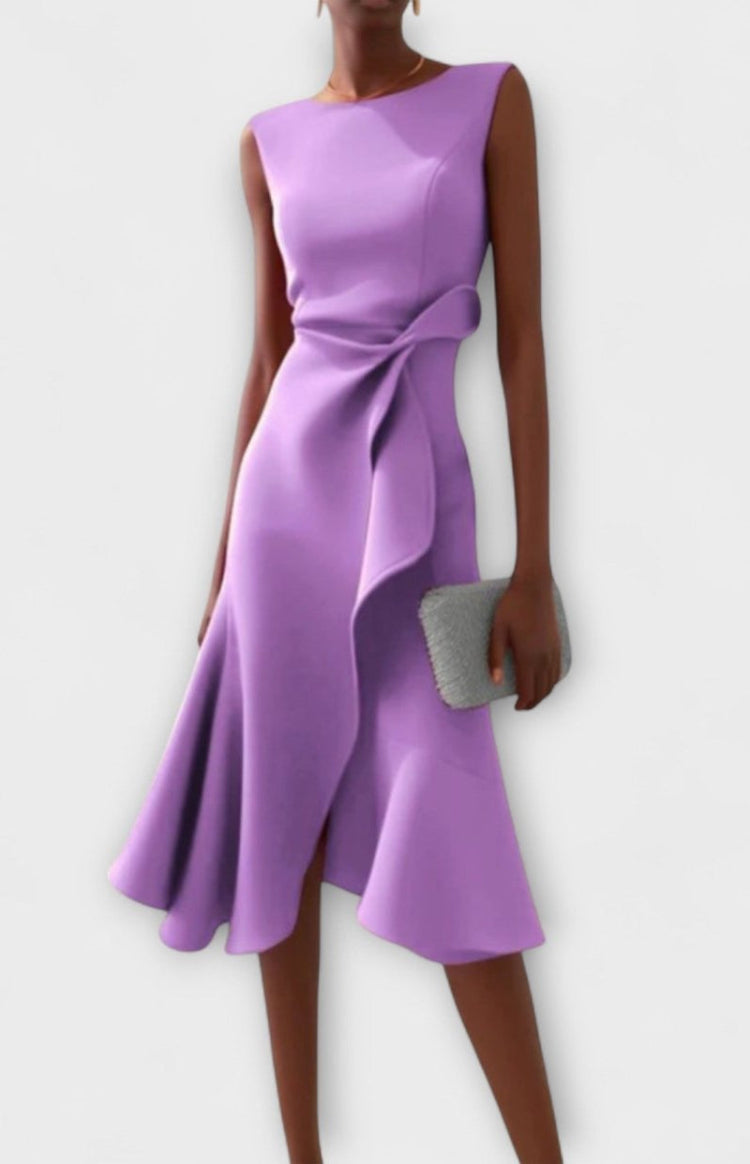 Sophisticated Sleeveless Pleated Dress